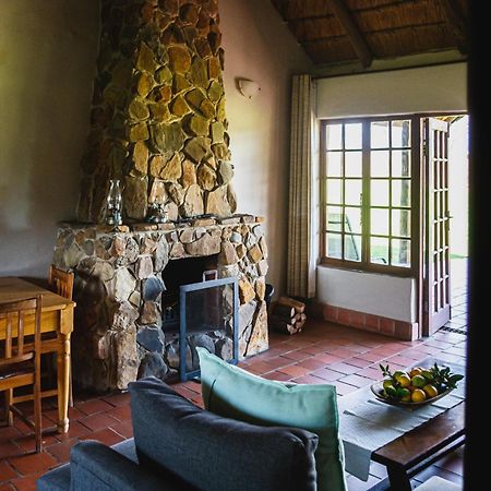 Ardmore Guest Farm Champagne Valley Extérieur photo