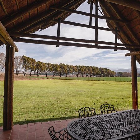 Ardmore Guest Farm Champagne Valley Extérieur photo