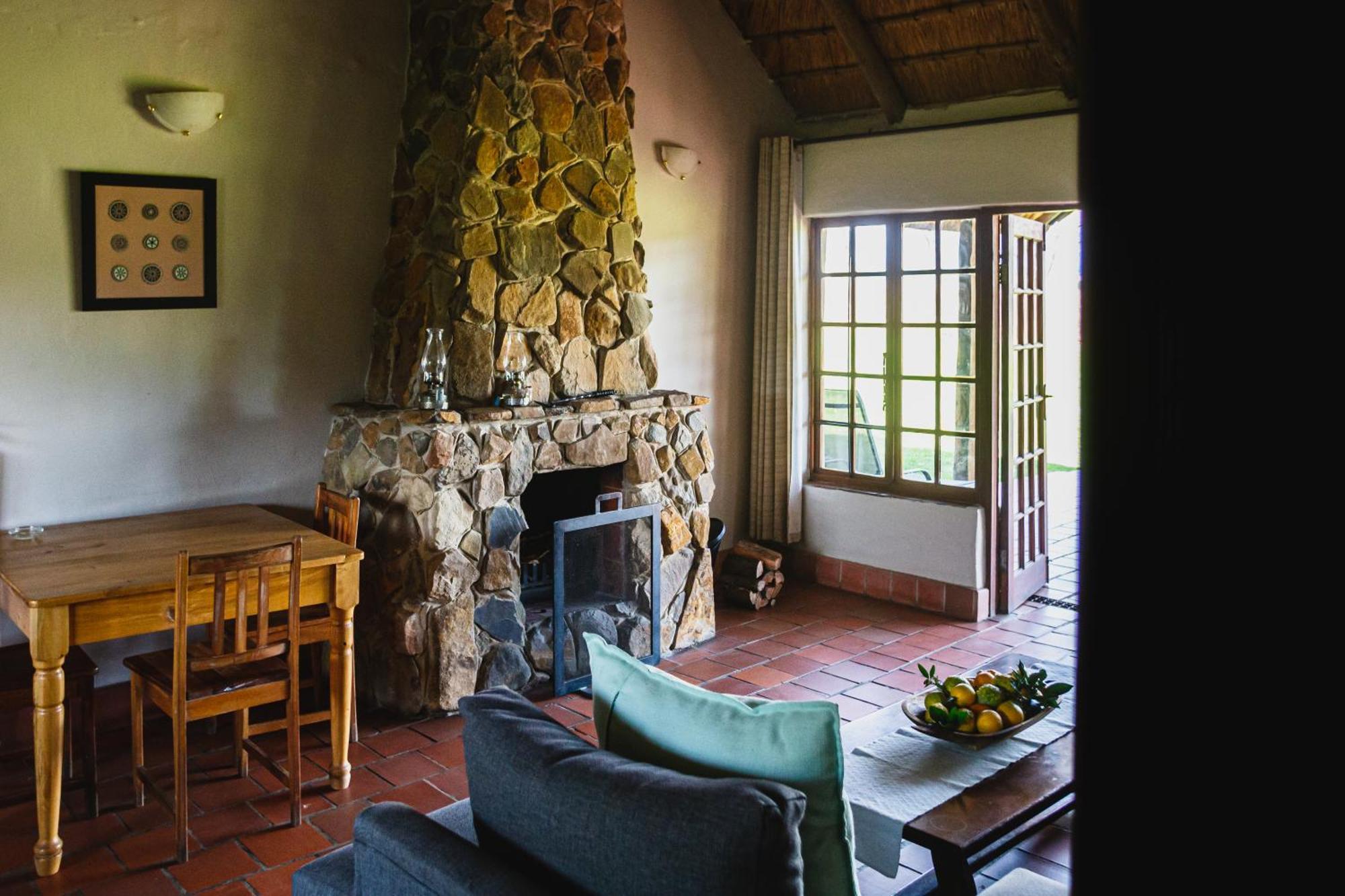 Ardmore Guest Farm Champagne Valley Extérieur photo