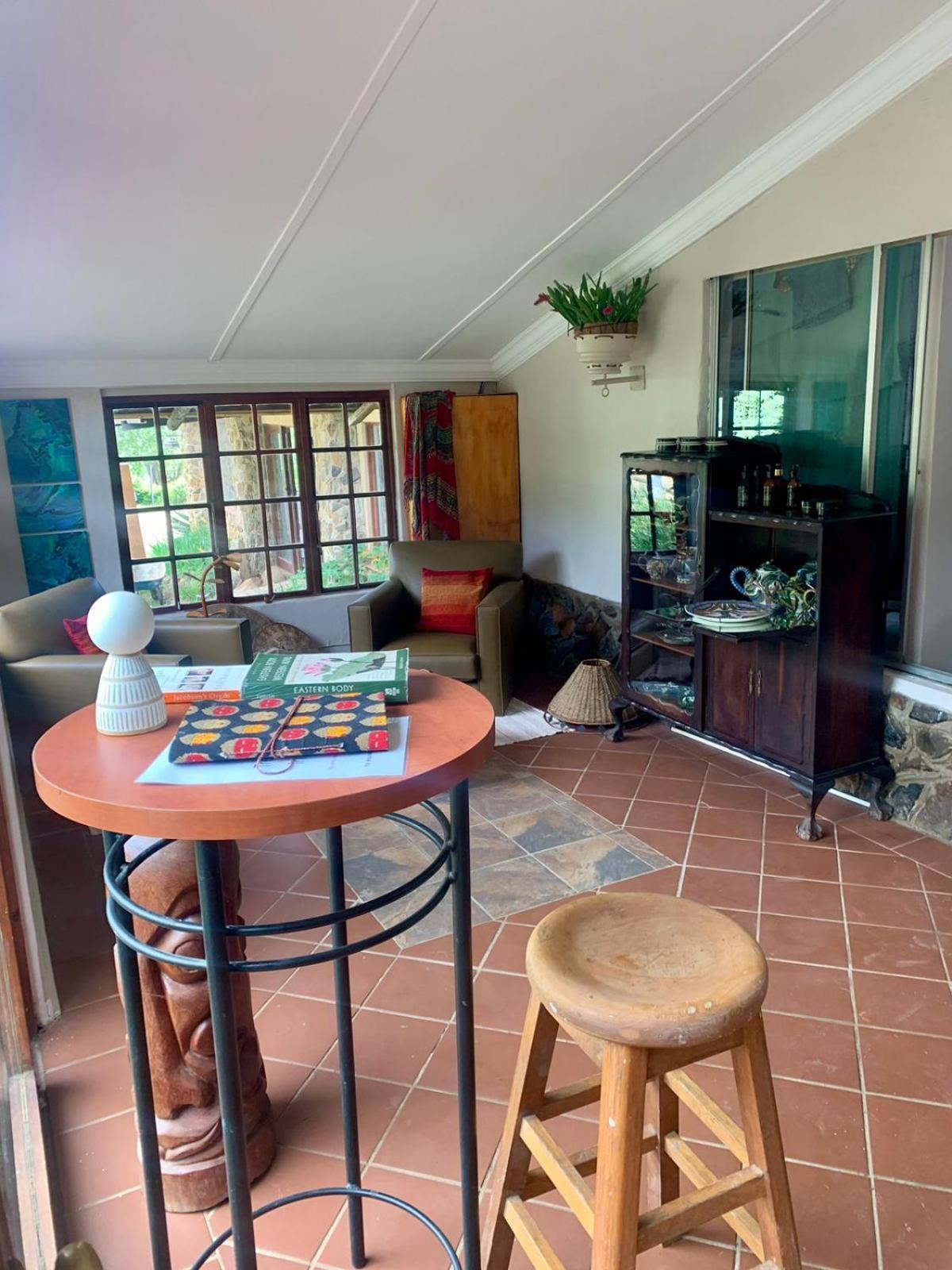 Ardmore Guest Farm Champagne Valley Extérieur photo