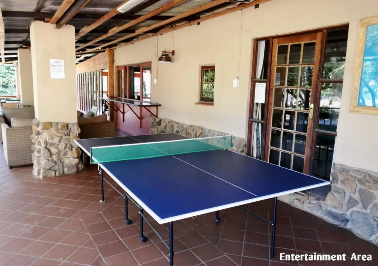 Ardmore Guest Farm Champagne Valley Extérieur photo